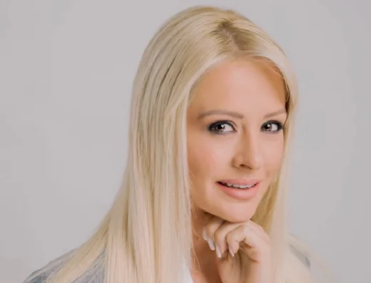 Dr. Christina Oikonomou